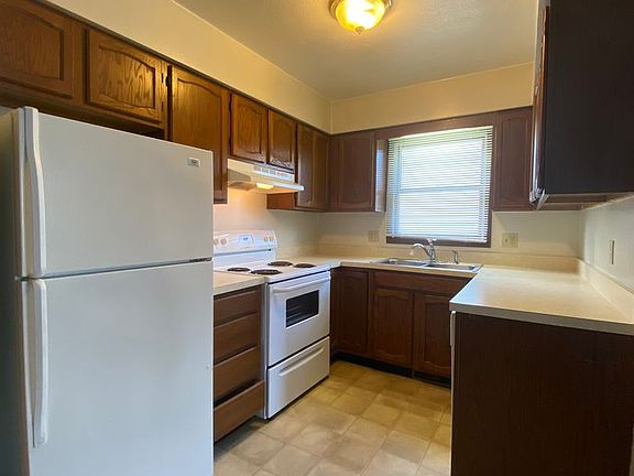 5th image of 118 S Silverwood Ln #B