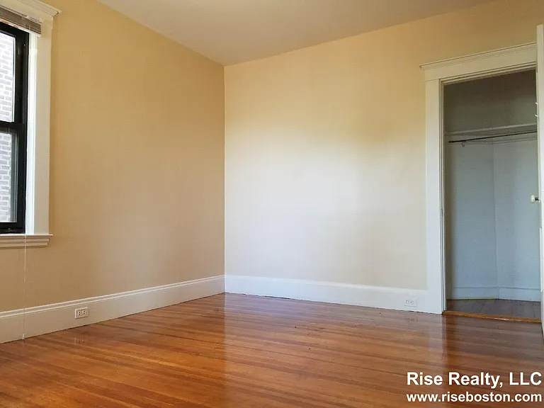 225 Chestnut Hill Ave #3 — Photo 9