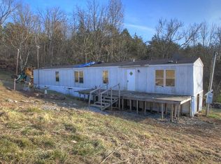 3689 Oakley Pebble Rd, Owingsville, KY 40360