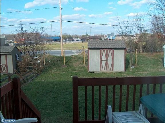 4th image of 608 Heatherfield Dr