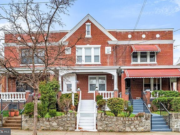 4th image of 325 Madison St NW