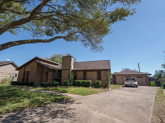 2nd image of 1817 McKinley St