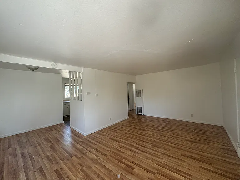 545 Hichborn St #545 — Photo 4