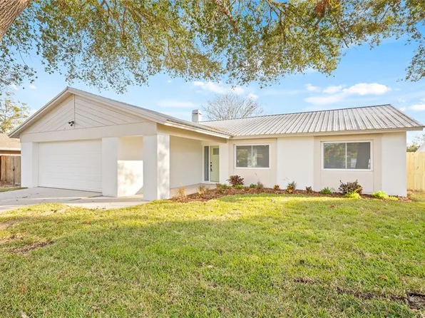 15806 SPRING CREST CIRCLE, TAMPA, FL 33624