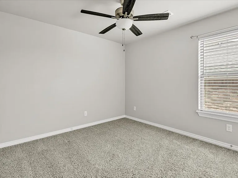 5316 Lannister Ln — Photo 22