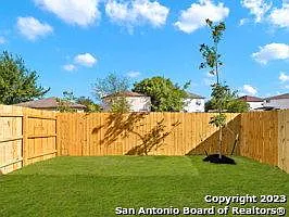 9919 Grove Mist #104 — Photo 4