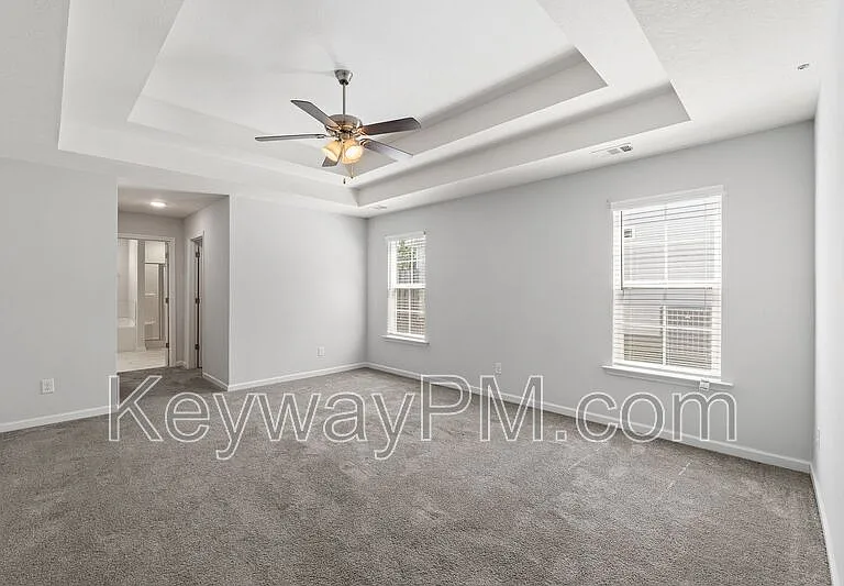 165 Dublin Loop — Photo 8