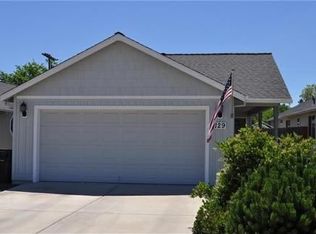 129 Cottonwood Dr, Eagle Pt, OR 97524