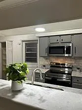 3318 Schroeder Ave — Photo 2