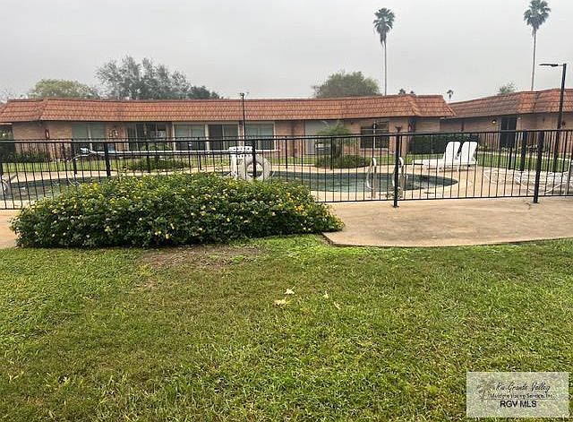 1st image of 1400 Palm Valley Dr W APT 12