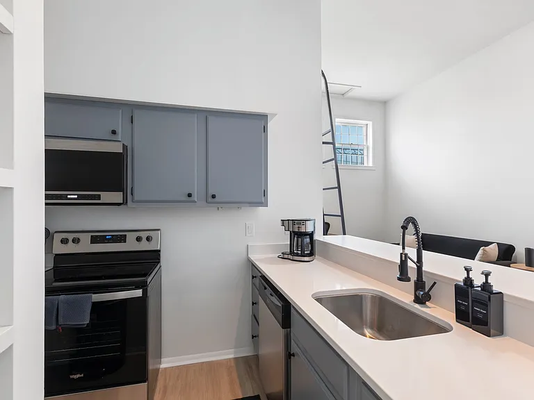 The Gallery Apartments — Photo 45