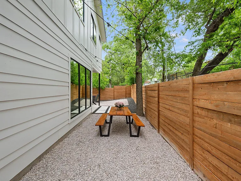 1710 Adina St #2 — Photo 28