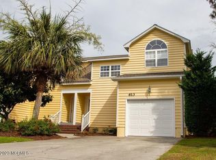 613 Sloop Pointe Ln, Kure Beach, NC 28449