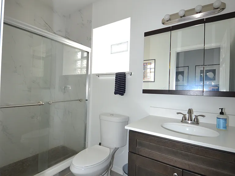 3212 S Parnell Ave #2 — Photo 15