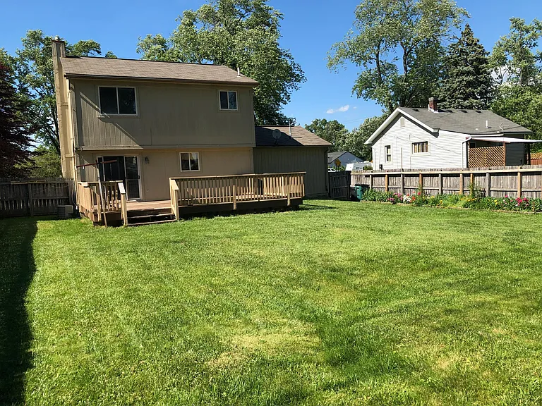 1186 Boyd St — Photo 18