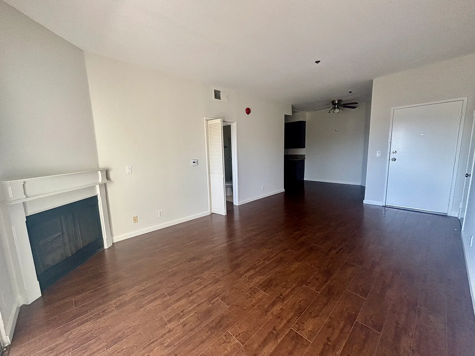 1 bed, 800 sqft, $2,195 — Photo 3