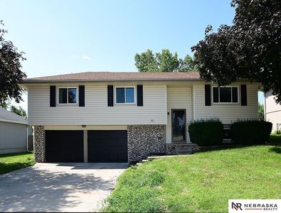13715 Edna St, Omaha, NE, 68138