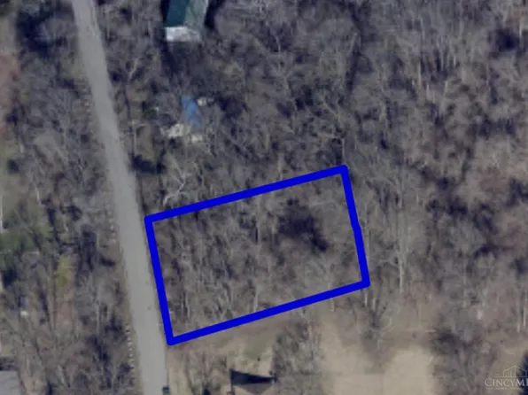 122 Spring St, Cleves, OH 45002