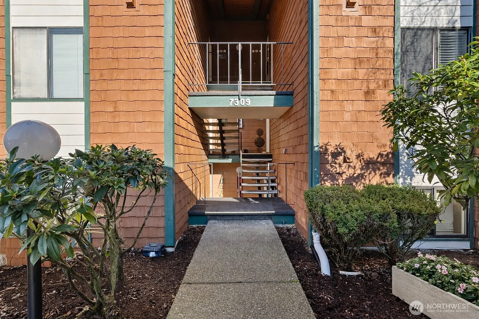 7309 N Skyview Place #F304 photo 1
