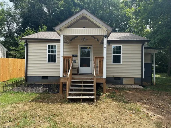 2041 Bloomfield Dr, Winston Salem, NC 27107