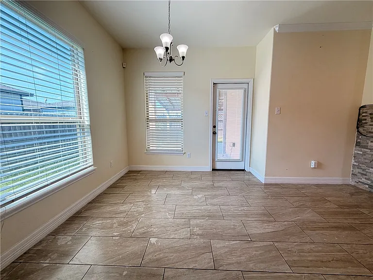 1816 Chesapeake Bay Dr — Photo 9