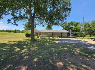 1423 S Jim Thorpe Blvd, Prague, OK 74864