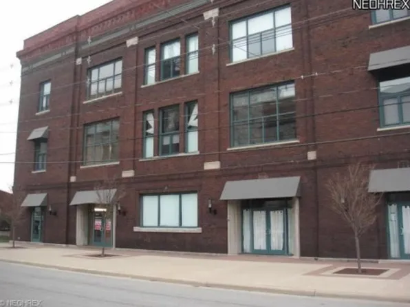 401 W Shoreline Dr, Sandusky, OH 44870