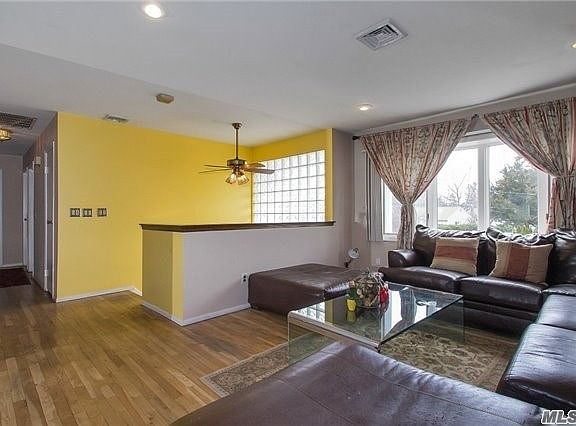 4th image of 54 Barnum Ave #A