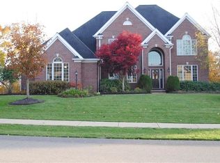 2132 Johns Ridge Rd, Coraopolis, PA 15108