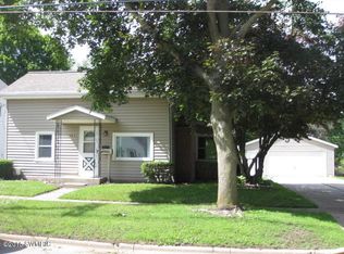 721 E Green St, Marshall, MI 49068