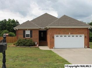 28 Juniper Dr, Rainsville, AL 35986