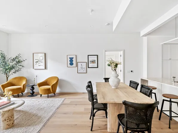 171 Calyer Street image 1 of 13