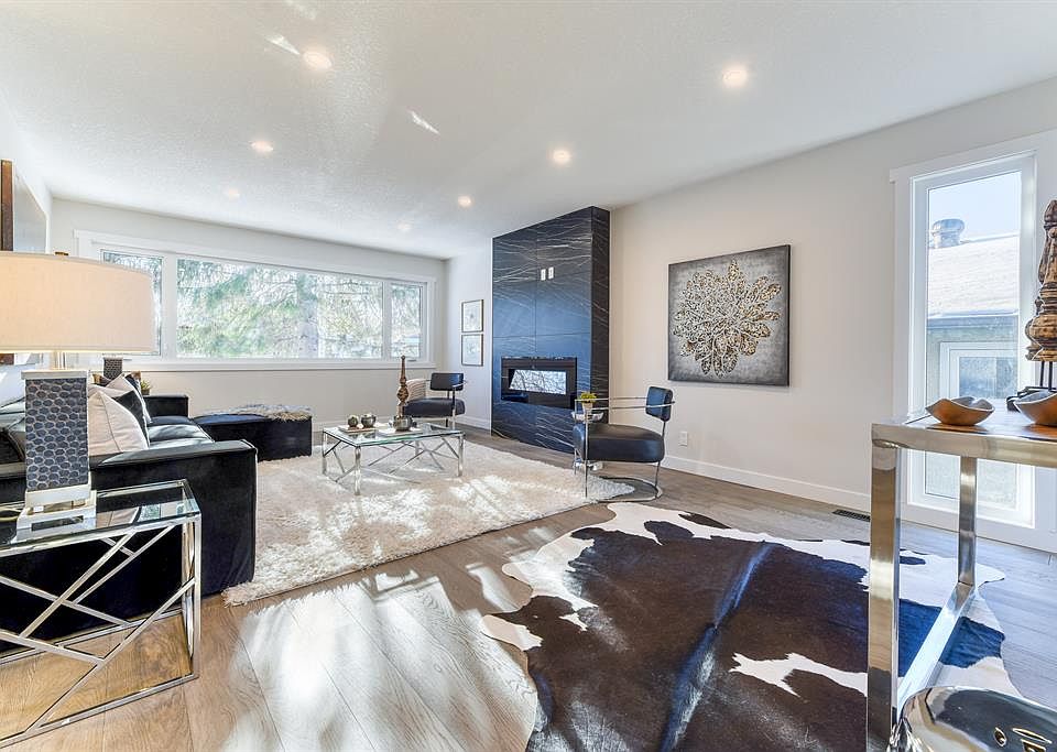 2832 S Cedarbrae Dr SW, Calgary, AB T2W 1X9 MLS A2015660 Zillow