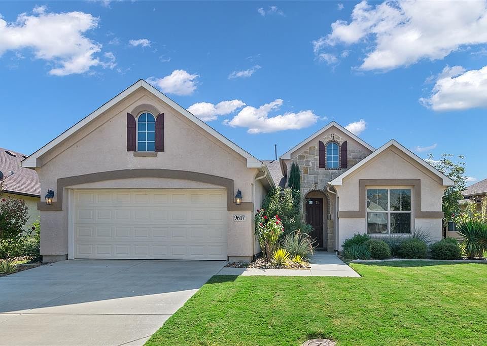 1st image of 9617 Orangewood Trl
