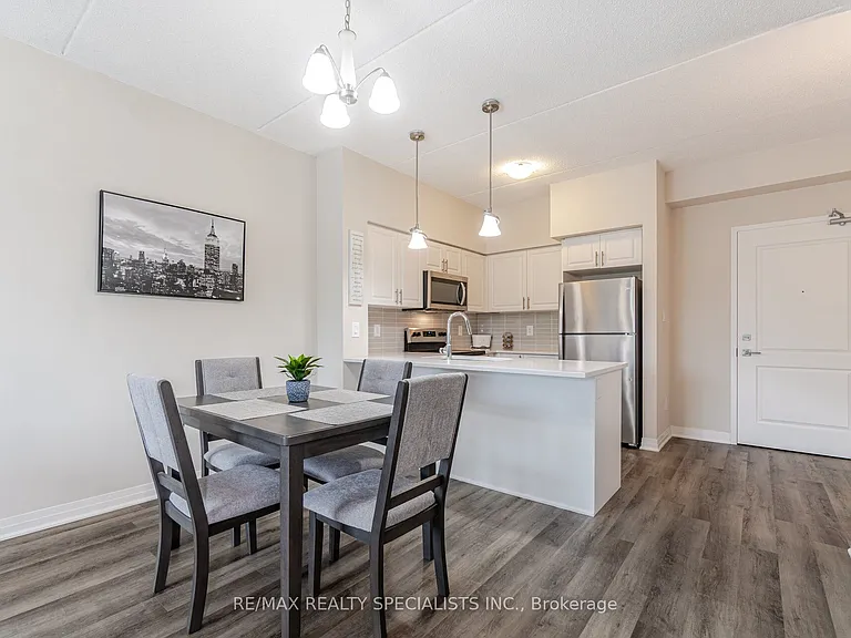 610 Farmstead Dr #315 — Photo 11