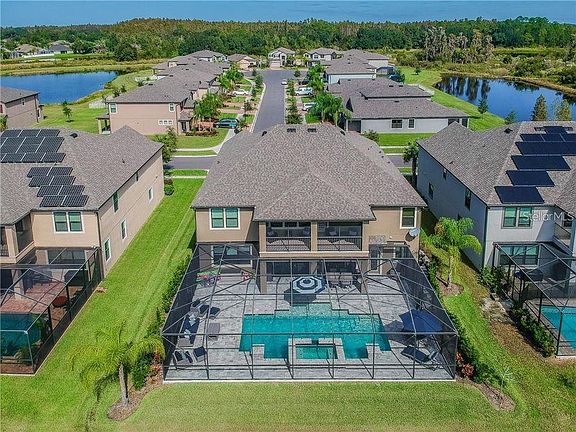 5th image of 10327 Clover Pine Dr