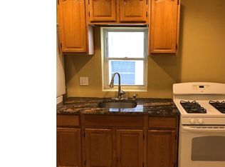 912 S 16th St, Philadelphia, PA 19146