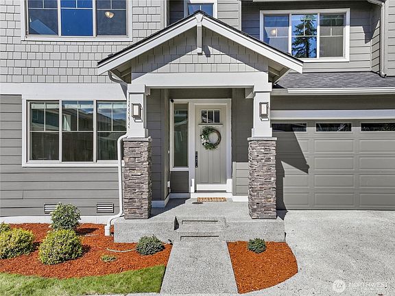 3rd image of 16823 124th Avenue Ct E