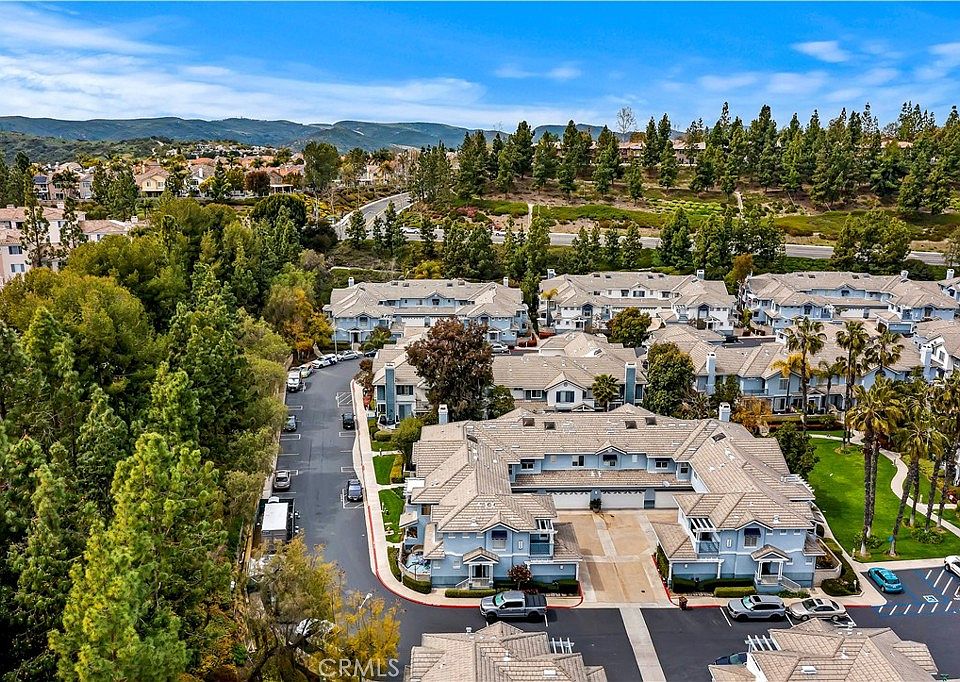 1st image of 99 Carlsbad Ln