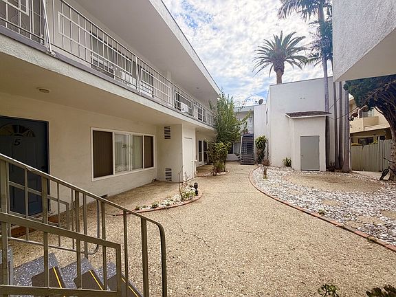 5th image of 3426 Vinton Ave APT 8A