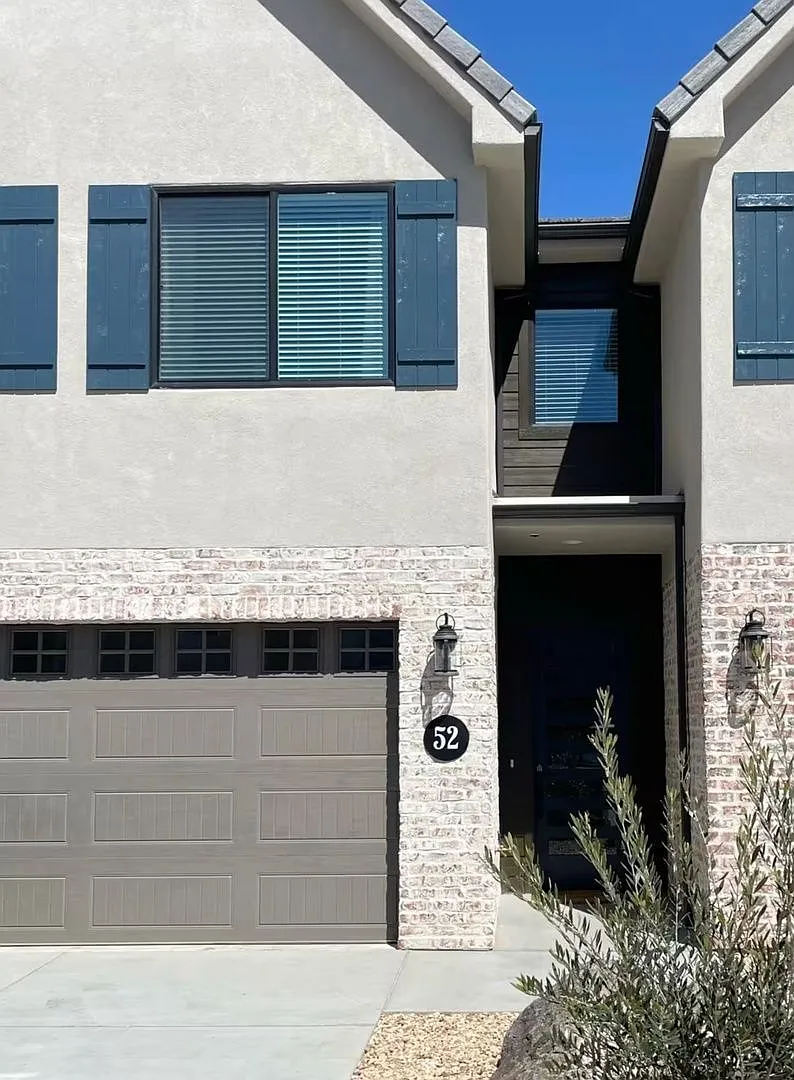 Building Photo - 960 Heritage Dr #52