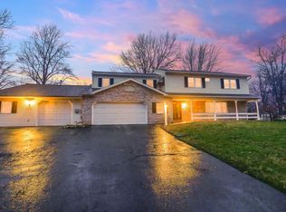 695 Dori Ln, Stowe, PA 19464