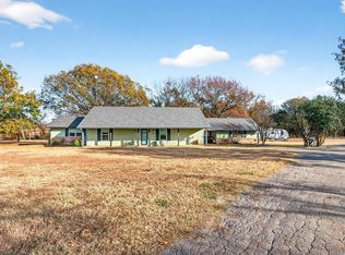 140 Harrell Rd, Howe, TX 75459
