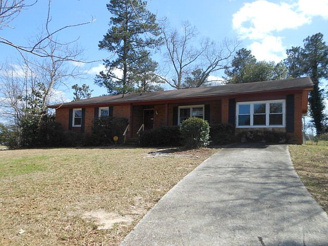 1st image of 3610 Cromwell Dr