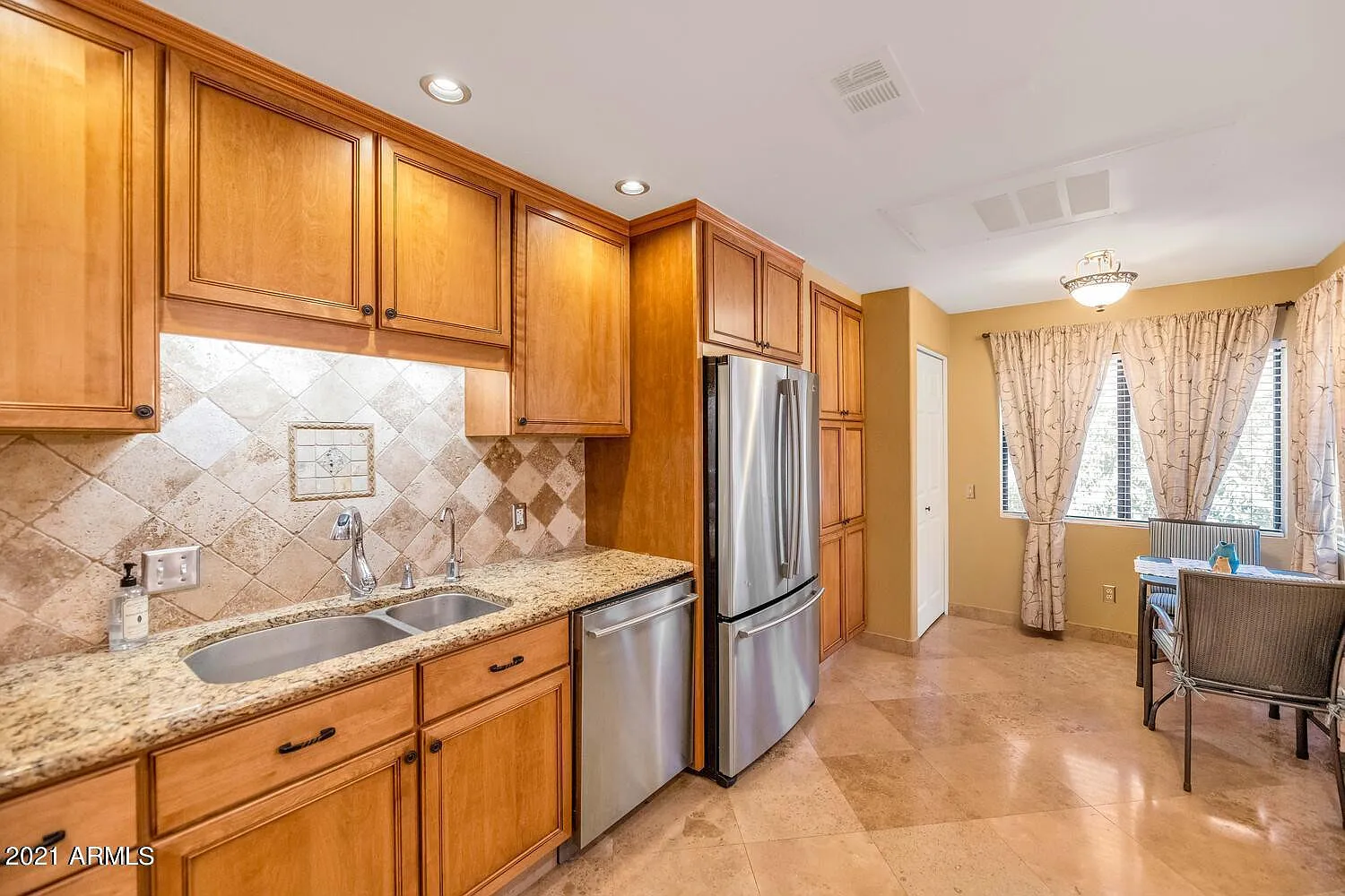 2 bed, 2.0 bath, 1500 sqft, $2,450 — Photo 4