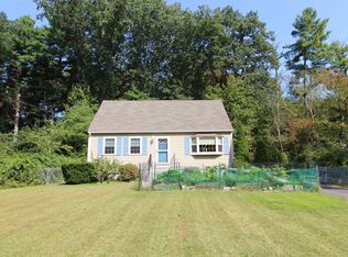 12 Nevens St, Hudson, NH 03051
