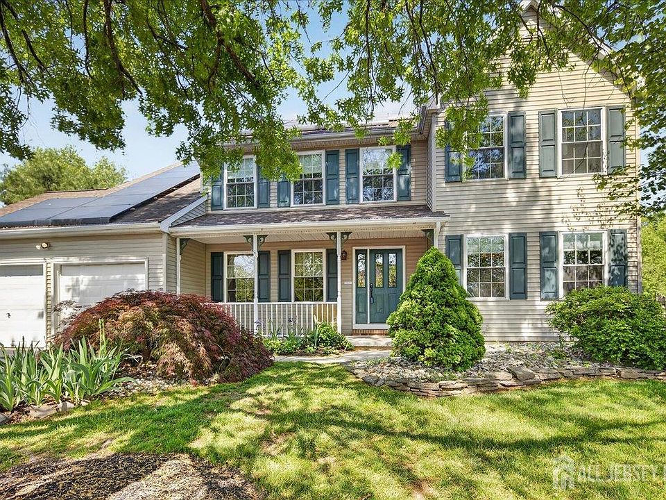 1st image of 33 Klein Dr