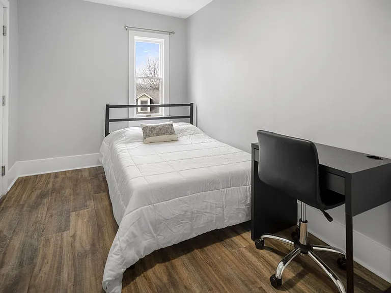 105 Highland Pl — Photo 177