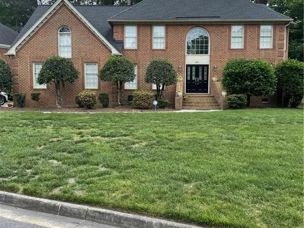 801 Pecan Forest Ct, Chesapeake, VA 23322