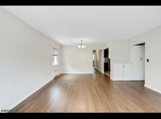 497 Morningside Ave FLOOR 2, Fairview, NJ 07022